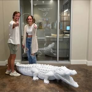 Meet your Posher, Cynthia